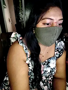 Snapshot of RomeoJuliet345 chatting on 11/26/25, 10:38 RomeoJuliet345 online show from 11/26/25, 10:38