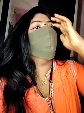 Snapshot of RomeoJuliet345 chatting on 02/01/26, 01:53 RomeoJuliet345 online show from 02/01/26, 01:53