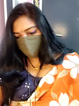 Snapshot of RomeoJuliet345 chatting on 02/08/26, 11:24 RomeoJuliet345 online show from 02/08/26, 11:24