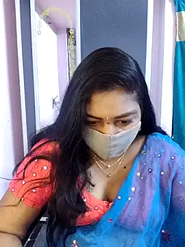 Snapshot of RomeoJuliet345 chatting on 02/25/26, 07:40 RomeoJuliet345 online show from 02/25/26, 07:40