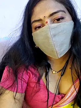 Snapshot of RomeoJuliet345 chatting on 02/27/26, 04:51 RomeoJuliet345 online show from 02/27/26, 04:51