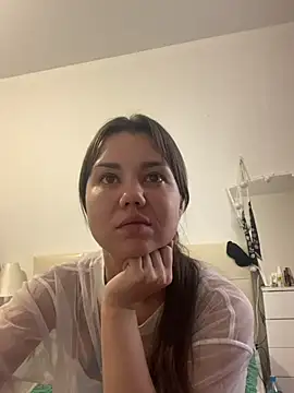 Snapshot of MiraMiss chatting on 07/11/26, 07:33 MiraMiss online show from 07/11/26, 07:33