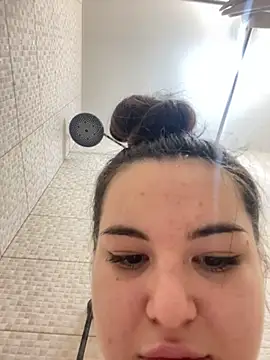 Snapshot of BritneyLix chatting on 10/12/25, 11:37 BritneyLix online show from 10/12/25, 11:37