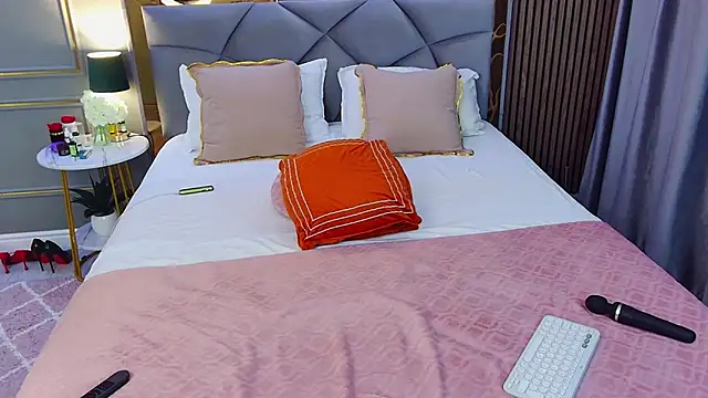 AvaCristal online show from 03/29/26, 06:08