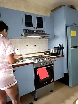 Alison fitness online show from 11/26/25, 11:11