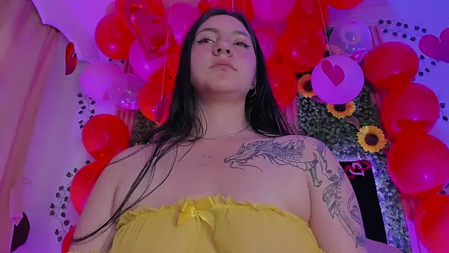 jenifer  power10 online show from 02/08/25, 06:33