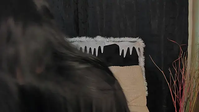 jenifer  power10 online show from 11/26/25, 07:26