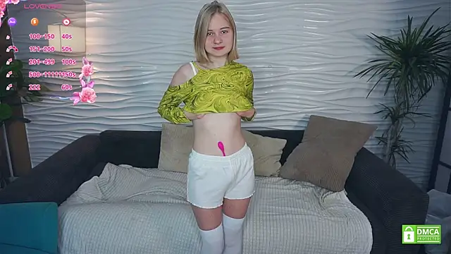 OdelinaFicken online show from 11/12/25, 04:35