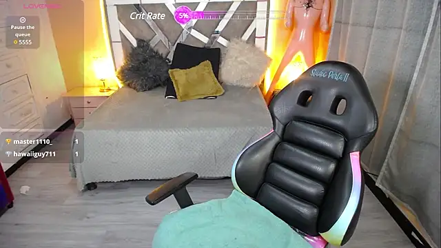 Kate Laurence  online show from 01/30/25, 08:22