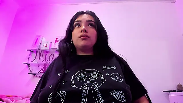 mia johns  online show from 01/10/26, 03:52