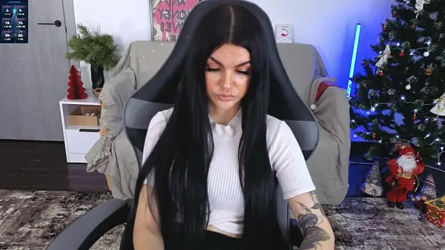 Tiffany lab online show from 12/18/25, 01:50