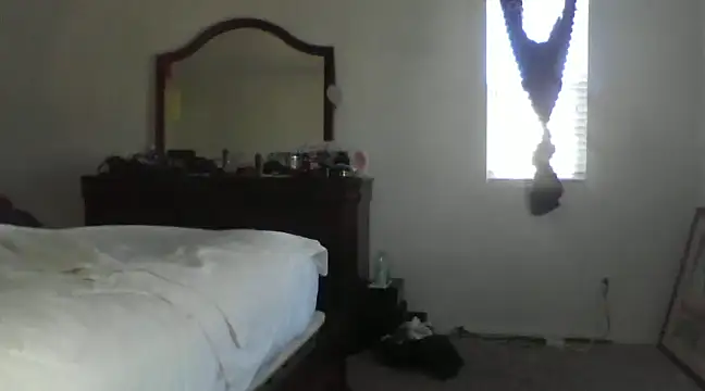 2Fly4Guy online show from 12/17/24, 10:11