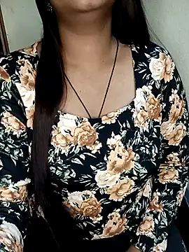 NOTY-LOVE-05 online show from 10/04/25, 03:21