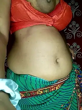 Snapshot of NOTY-LOVE-05 chatting on 03/23/26, 07:51 NOTY-LOVE-05 online show from 03/23/26, 07:51