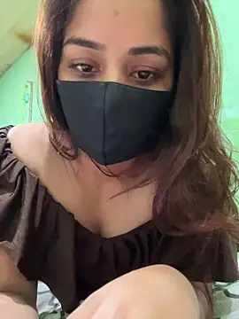 Snapshot of Black_Glow chatting on 12/03/24, 12:49 Black Glow online show from 12/03/24, 12:49