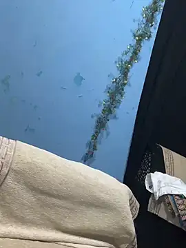 Snapshot of Black_Glow chatting on 01/27/25, 11:22 Black Glow online show from 01/27/25, 11:22