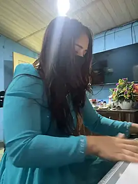 Snapshot of Black_Glow chatting on 02/09/25, 06:22 Black Glow online show from 02/09/25, 06:22