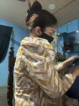 Snapshot of Black_Glow chatting on 03/01/25, 03:49 Black Glow online show from 03/01/25, 03:49