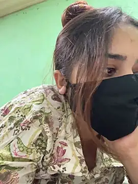 Snapshot of Black_Glow chatting on 03/14/25, 03:58 Black Glow online show from 03/14/25, 03:58