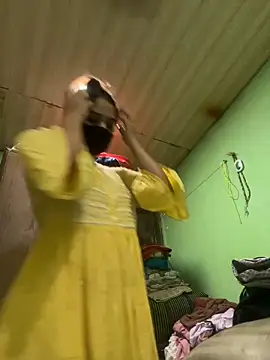 Snapshot of Black_Glow chatting on 03/19/25, 02:02 Black Glow online show from 03/19/25, 02:02