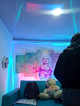 Sofi hot 4m online show from 02/03/26, 10:09