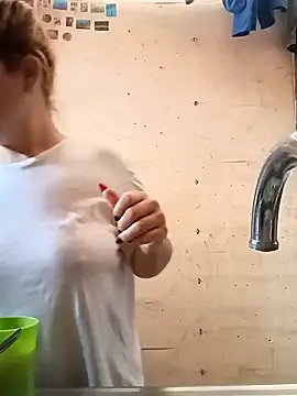 alexax0 online show from 02/12/25, 03:05