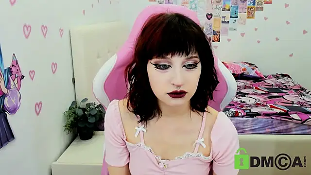 Snapshot of ElizaNik_ chatting on 12/09/24, 01:40 ElizaNik online show from 12/09/24, 01:40