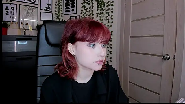 Snapshot of ElizaNik_ chatting on 07/08/26, 10:58 ElizaNik online show from 07/08/26, 10:58