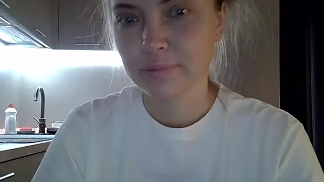 Lucky Anna online show from 10/01/25, 04:40