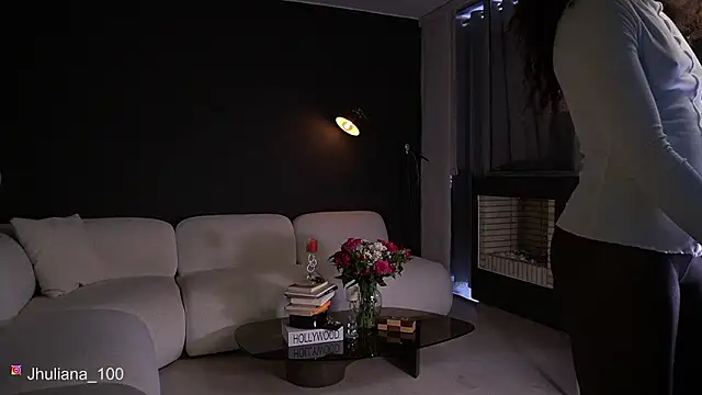 paulacora100 online show from 03/24/26, 08:58