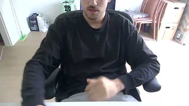 taallguyy 196 online show from 05/03/26, 08:53