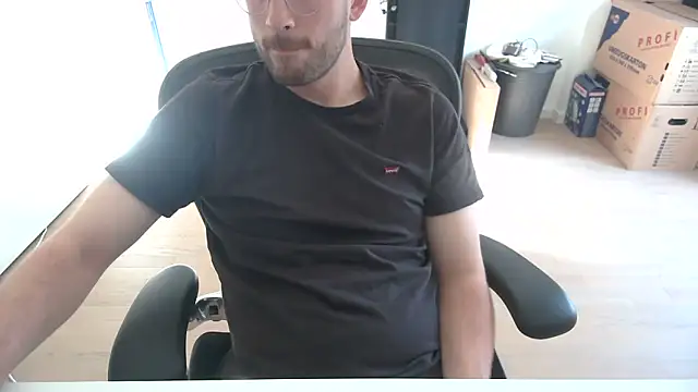 taallguyy 196 online show from 05/24/26, 04:45