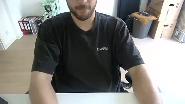 taallguyy 196 online show from 08/01/26, 09:41