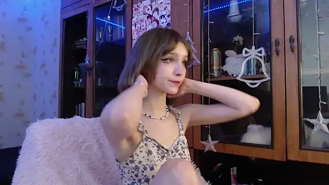 cloudgirrl online show from 01/17/25, 09:06