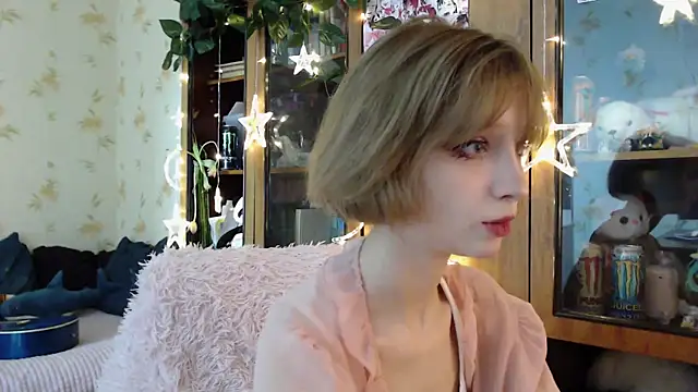 cloudgirrl online show from 03/16/25, 12:33