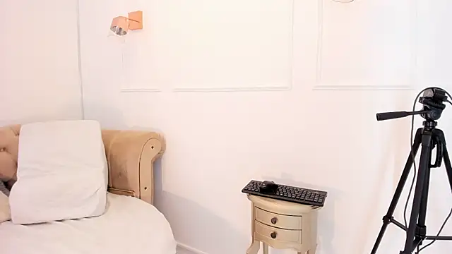 khloeblake online show from 01/24/25, 10:53