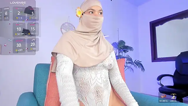 saray halam online show from 11/16/25, 12:55