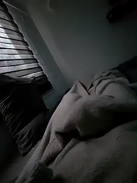 Snapshot of THOMS-90 chatting on 01/11/25, 11:45 THOMS-90 online show from 01/11/25, 11:45