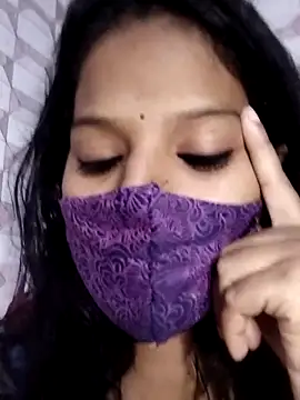 Snapshot of Shivani_Tivari chatting on 03/09/25, 10:19 Shivani Tivari online show from 03/09/25, 10:19