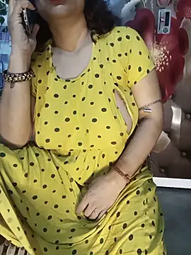 Snapshot of Sneha_gril chatting on 05/19/26, 04:02 Sneha gril online show from 05/19/26, 04:02