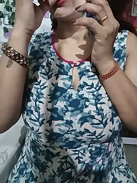 Snapshot of Sneha_gril chatting on 05/22/26, 02:33 Sneha gril online show from 05/22/26, 02:33