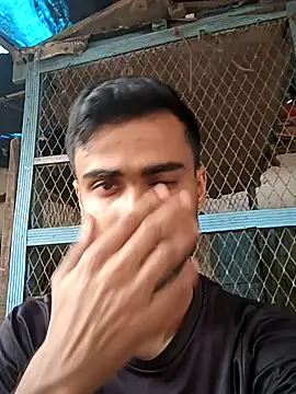 Skinny Bigass 23 online show from 01/06/25, 08:03