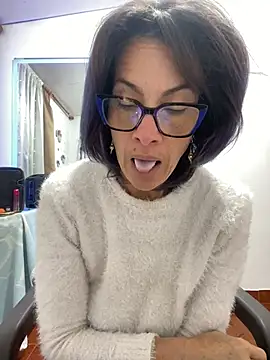 Snapshot of Goddess-Love- chatting on 05/11/26, 09:15 Goddess-Love- online show from 05/11/26, 09:15