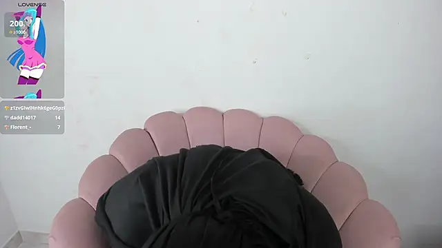 Snapshot of malek_hamdi chatting on 12/02/24, 04:31 malek hamdi online show from 12/02/24, 04:31