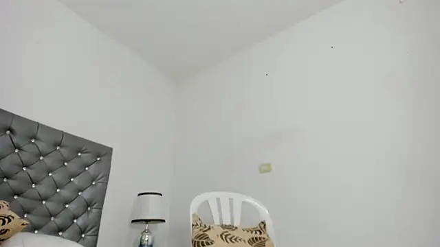 Amir mikelsen online show from 02/08/25, 04:14