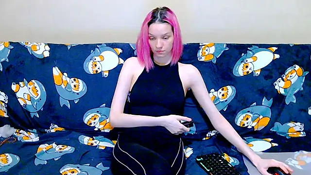 Ivy Lester online show from 10/12/25, 05:45