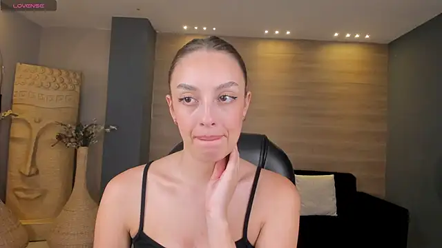 KaiaFerreira online show from 11/12/25, 07:35