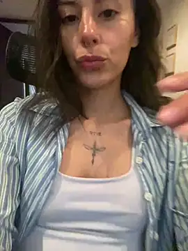 Emmy petit online show from 02/09/25, 03:12