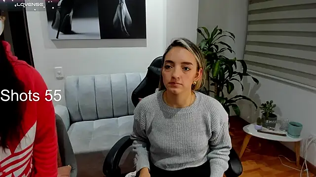 Emmy petit online show from 03/11/25, 01:26