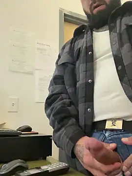 Snapshot of jr91esl chatting on 02/01/25, 06:00 jr91esl online show from 02/01/25, 06:00